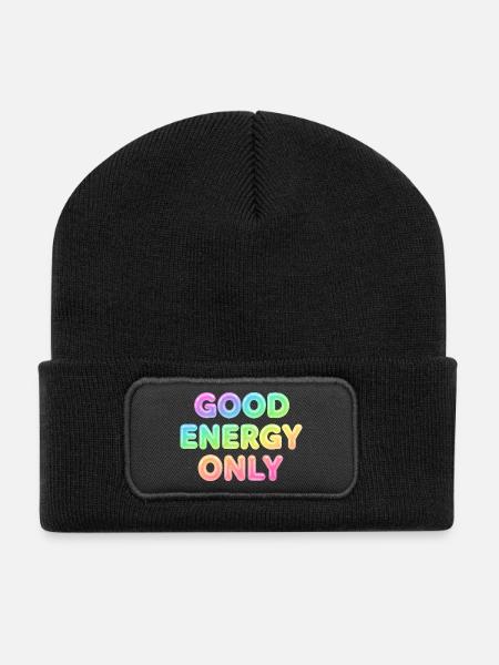 Good Energy Only – Positive Statement Typografie - Recycelte Patch Beanie - Schwarz