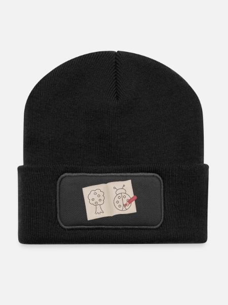Baum und Marienkäfer Doodle Skizze - Recycelte Patch Beanie - Schwarz