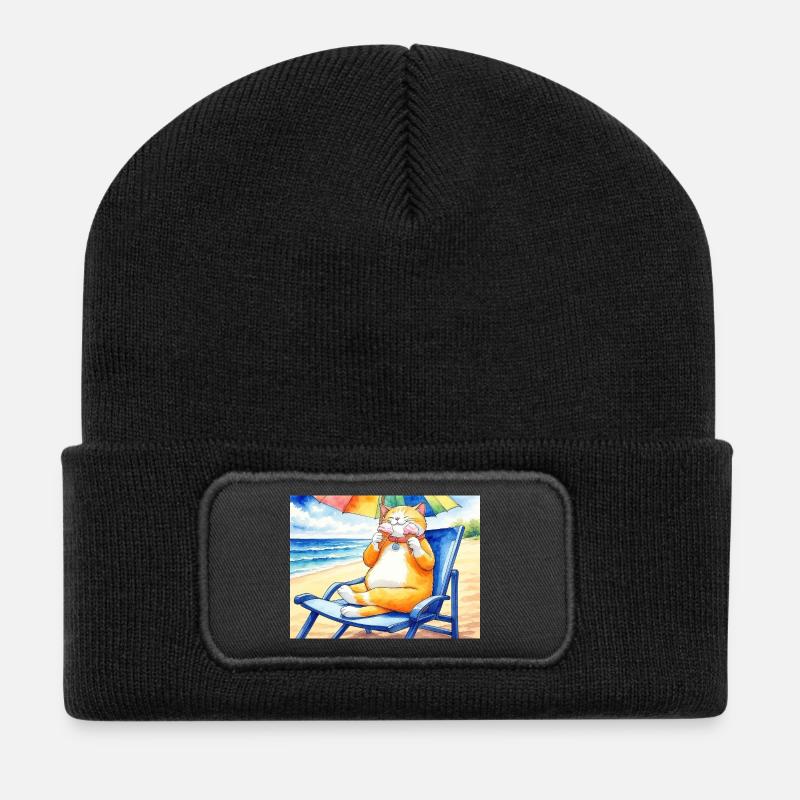 Katze am Strand mit Eiscreme - Recycled Patch Beanie - black
