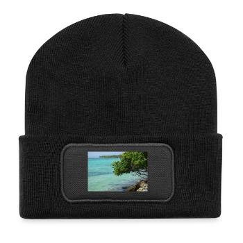 FEIERTAG. ES LEBE DER URLAUB. FEIERTAG. MEER - Recycelte Patch Beanie - Schwarz - Vorne
