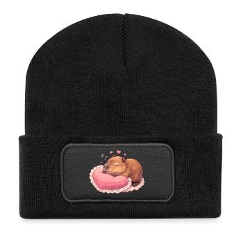 Schlafendes Capybara – Cozy Herzkissen Motiv - Recycelte Patch Beanie - Schwarz - Vorne