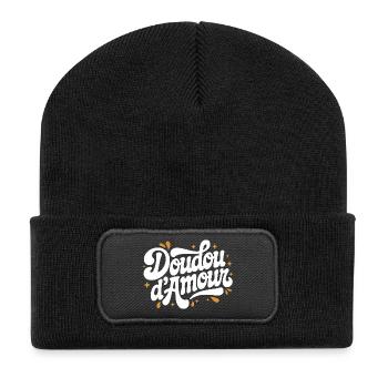 Liebes-Kuscheltier - Recycelte Patch Beanie - Schwarz - Vorne