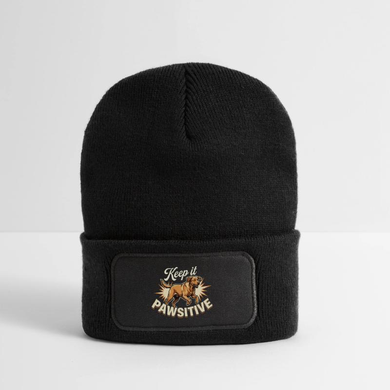 Keep it Pawsitive Foxred Labrador Retro Recycelte Patch Beanie
