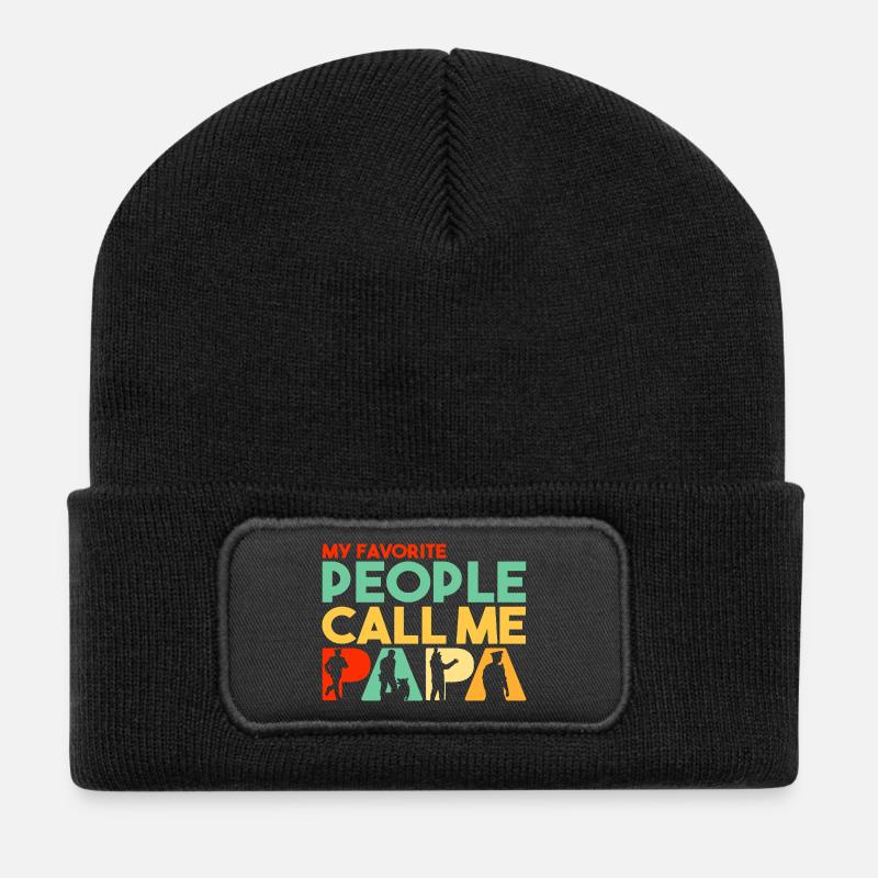 Design der Definition des Patrouillenoffiziers - Recycelte Patch Beanie - Schwarz