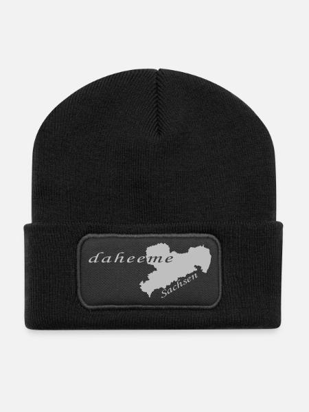 Daheeme - Zu Hause - Sächsisch - Recycelte Patch Beanie - Schwarz