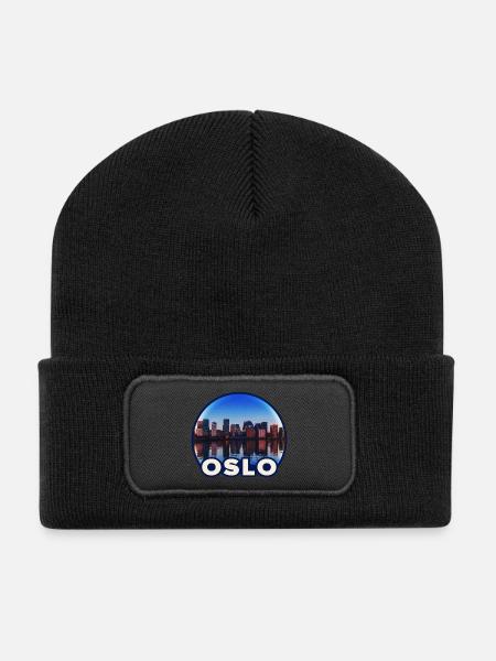 Reflet de la ligne d’horizon d’Oslo - Beanie recyclé à patch - noir