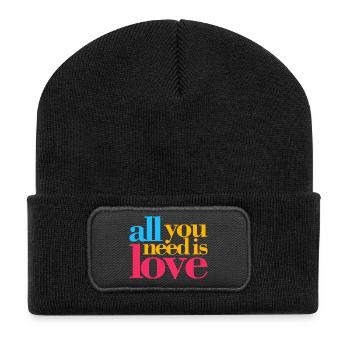 Alles, was du brauchst, ist Liebe - Recycelte Patch Beanie - Schwarz - Vorne