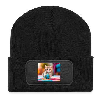 Chaton qui s'amuse avec de la laine - Beanie recyclé à patch - noir - Devant