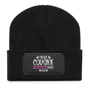 Große Cousine 2027 loading Herzchen Ladebalken - Recycelte Patch Beanie - Schwarz - Vorne
