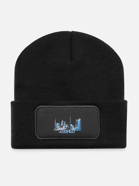 Berlin gezeichnet mit Schriftzug - Recycelte Patch Beanie - Schwarz