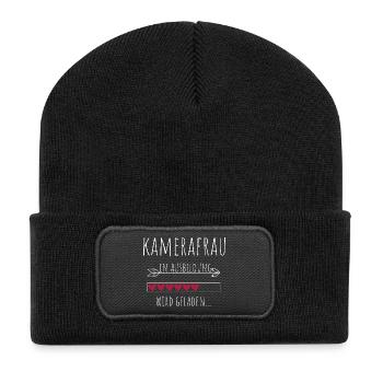 Kamerafrau in Ausbildung Geschenk - Recycelte Patch Beanie - Schwarz - Vorne