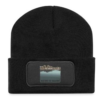 Gebirge und Meer NATURE IS CALLING - Recycelte Patch Beanie - Schwarz - Vorne