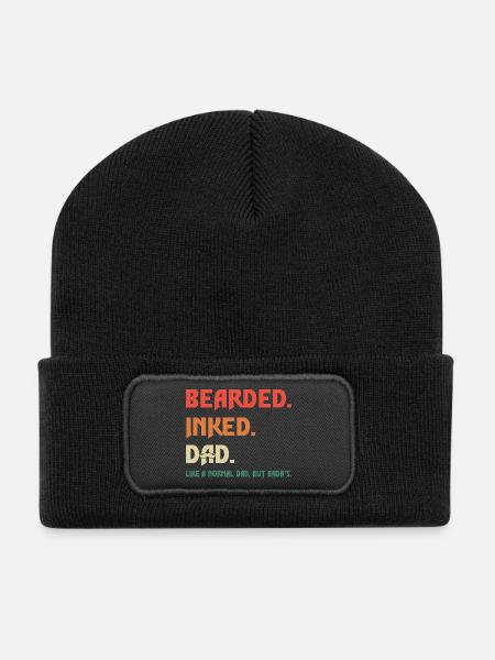 Bearded Inked Dad – Cooler Papa mit Bart T-Shirt - Recycelte Patch Beanie - Schwarz