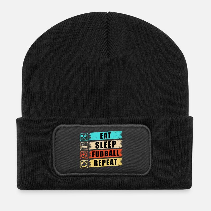 Eat Sleep Fußball Repeat - Recycelte Patch Beanie - Schwarz