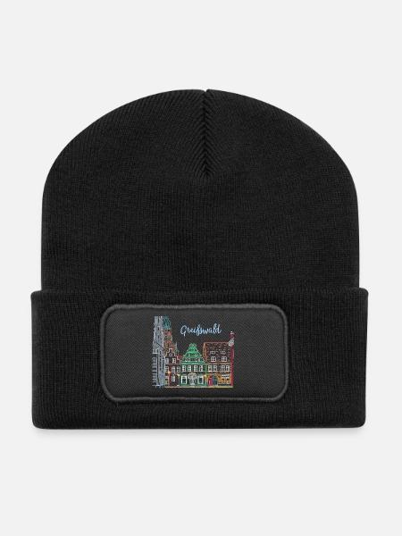 Greifswald, Fachwerk am Fischmarkt, Ostdeutschland - Recycelte Patch Beanie - Schwarz