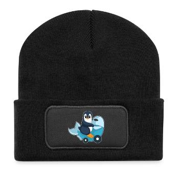 Pinguin Motorroller - Recycelte Patch Beanie - Schwarz - Vorne