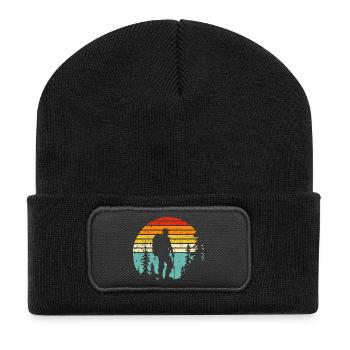 Hiker silhouette at retro bedtime - Recycled Patch Beanie - black - Front
