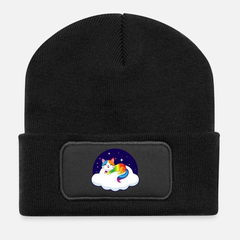Kunterbunte Katze schwebt auf Wolke (Nacht) - Recycelte Patch Beanie - Schwarz