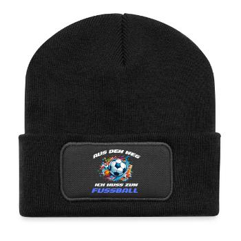 WM Aus dem Weg ich muss zum Fußball - Recycelte Patch Beanie - Schwarz - Vorne