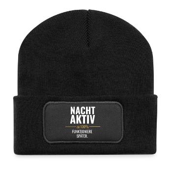 Nachtaktiv statt früh motiviert - Recycelte Patch Beanie - Schwarz - Vorne