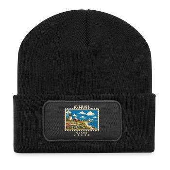 Schweden Öland Vintage Reisemarke - Recycelte Patch Beanie - Schwarz - Vorne