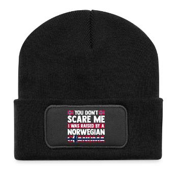 You don't scare me norwegian grandma - Recycelte Patch Beanie - Schwarz - Vorne