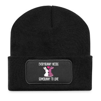 Everybunny needs somebunny to love - Recycelte Patch Beanie - Schwarz - Vorne