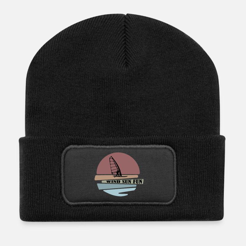 Windsurf Sonnenuntergang Fun Design - Recycelte Patch Beanie - Schwarz