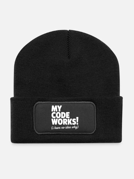 Mein Code funktioniert! (Ich habe keine Ahnung, warum) - Recycelte Patch Beanie - Schwarz