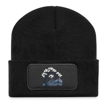 Sakura Bogen über Bergkette - Recycelte Patch Beanie - Schwarz - Vorne