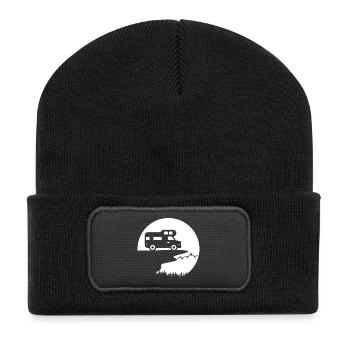 Vanlife Abenteuer: Stilvolles Camper-Design - Recycelte Patch Beanie - Schwarz - Vorne