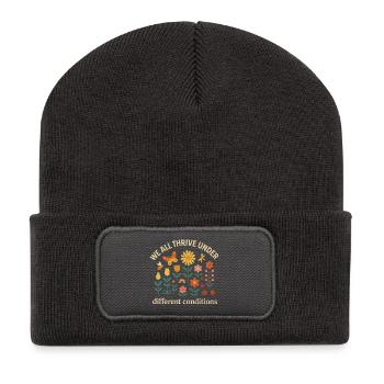 Wir gedeihen unter verschiedenen Bedingungen - Recycelte Patch Beanie - Dunkelgrau - Vorne