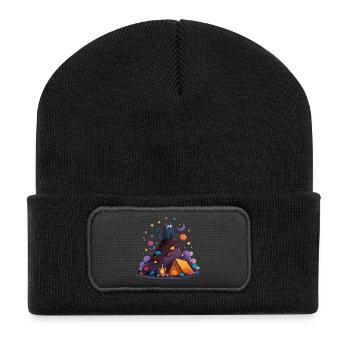 Katzencamp am Vulkan - Recycelte Patch Beanie - Schwarz - Vorne