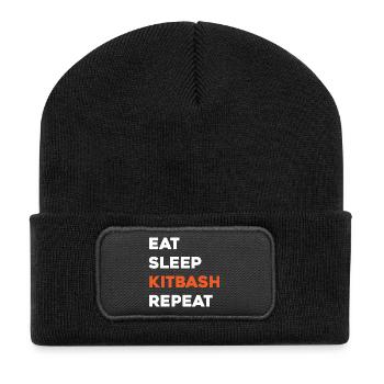 Essen, schlafen, Kitbash wiederholen, wiederholen - Recycelte Patch Beanie - Schwarz - Vorne