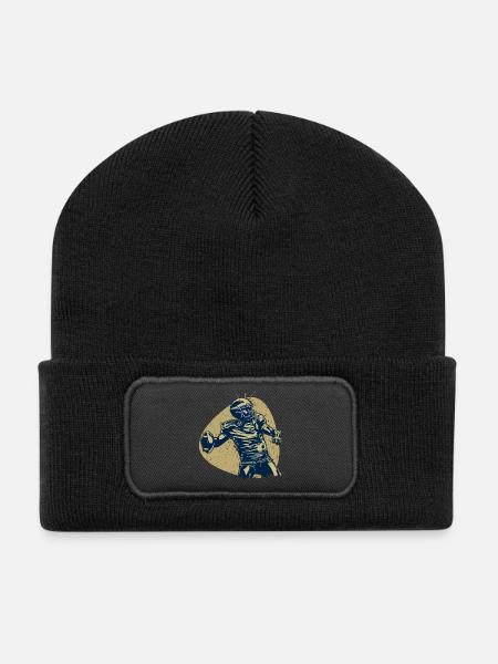 Quarterback Held American Football Champion Retro - Recycelte Patch Beanie - Schwarz