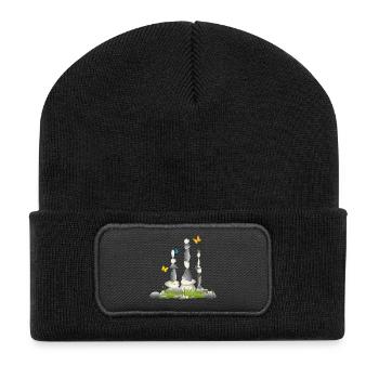 trois tours de pierre dans une prairie avec des insectes - Beanie recyclé à patch - noir - Devant