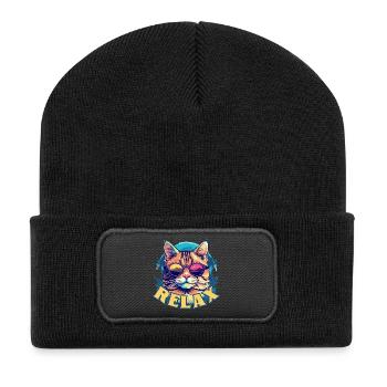 Entspannte Katze mit Sonnenbrille, Sommerlook - Recycelte Patch Beanie - Schwarz - Vorne