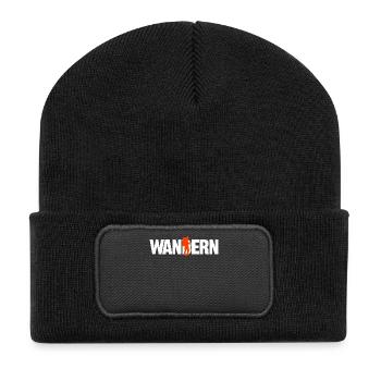 Wandern Spruch Berggipfel Natur Berge Wanderer - Recycelte Patch Beanie - Schwarz - Vorne