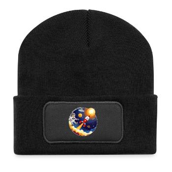 Rakete, Astronaut, UFO und Planeten im All. - Recycelte Patch Beanie - Schwarz - Vorne