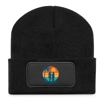 Sonnenuntergang am Strand mit Surferin - Recycelte Patch Beanie - Schwarz - Vorne