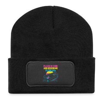Retro 90er Jahre Kassette und Sunset Design - Recycelte Patch Beanie - Schwarz - Vorne