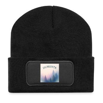 Waldlandschaft mit Dumenta Schriftzug - Recycelte Patch Beanie - Schwarz - Vorne