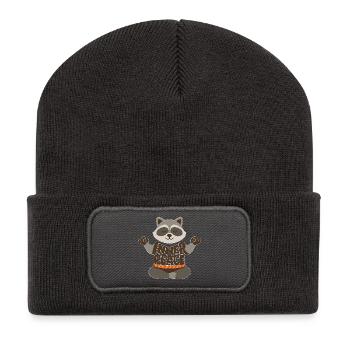 Waschbär Yoga Inner Peace meditierend - Recycelte Patch Beanie - Dunkelgrau - Vorne