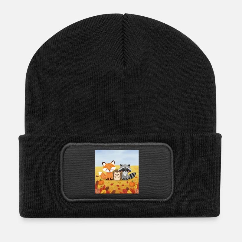 Herbstliches Waldtier-Trio - Recycelte Patch Beanie - Schwarz