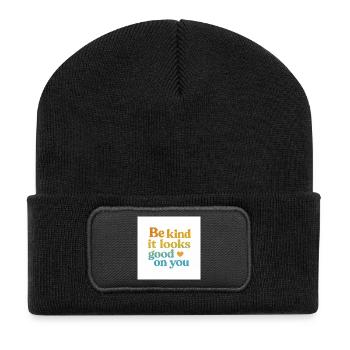 be kind - it looks good on you - Recycelte Patch Beanie - Schwarz - Vorne