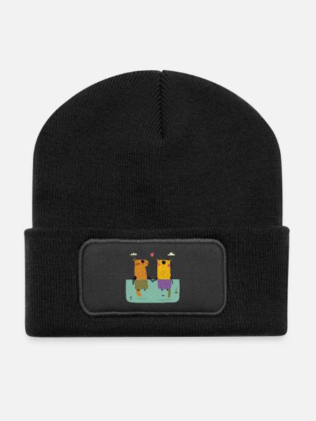 Zwei verliebte Otter - Recycelte Patch Beanie - Schwarz
