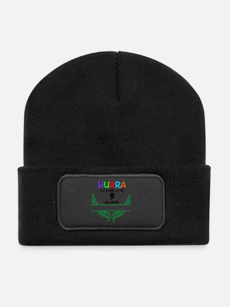HURRA ich komme in die 9. Klasse – Namensraum - Recycelte Patch Beanie - Schwarz