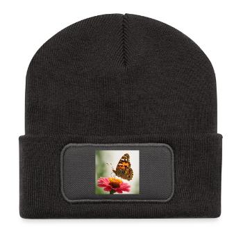 Schmetterling auf einer rosa Blume - Recycelte Patch Beanie - Dunkelgrau - Vorne