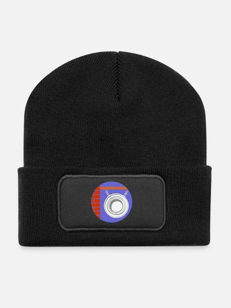 51169_Friseur circle counterpart in front of brick wall - Recycled Patch Beanie - black