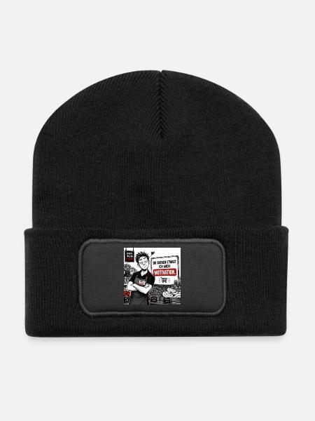 „Suchen Sie etwas? – Nein, ich trainiere nur meine - Recycelte Patch Beanie - Schwarz